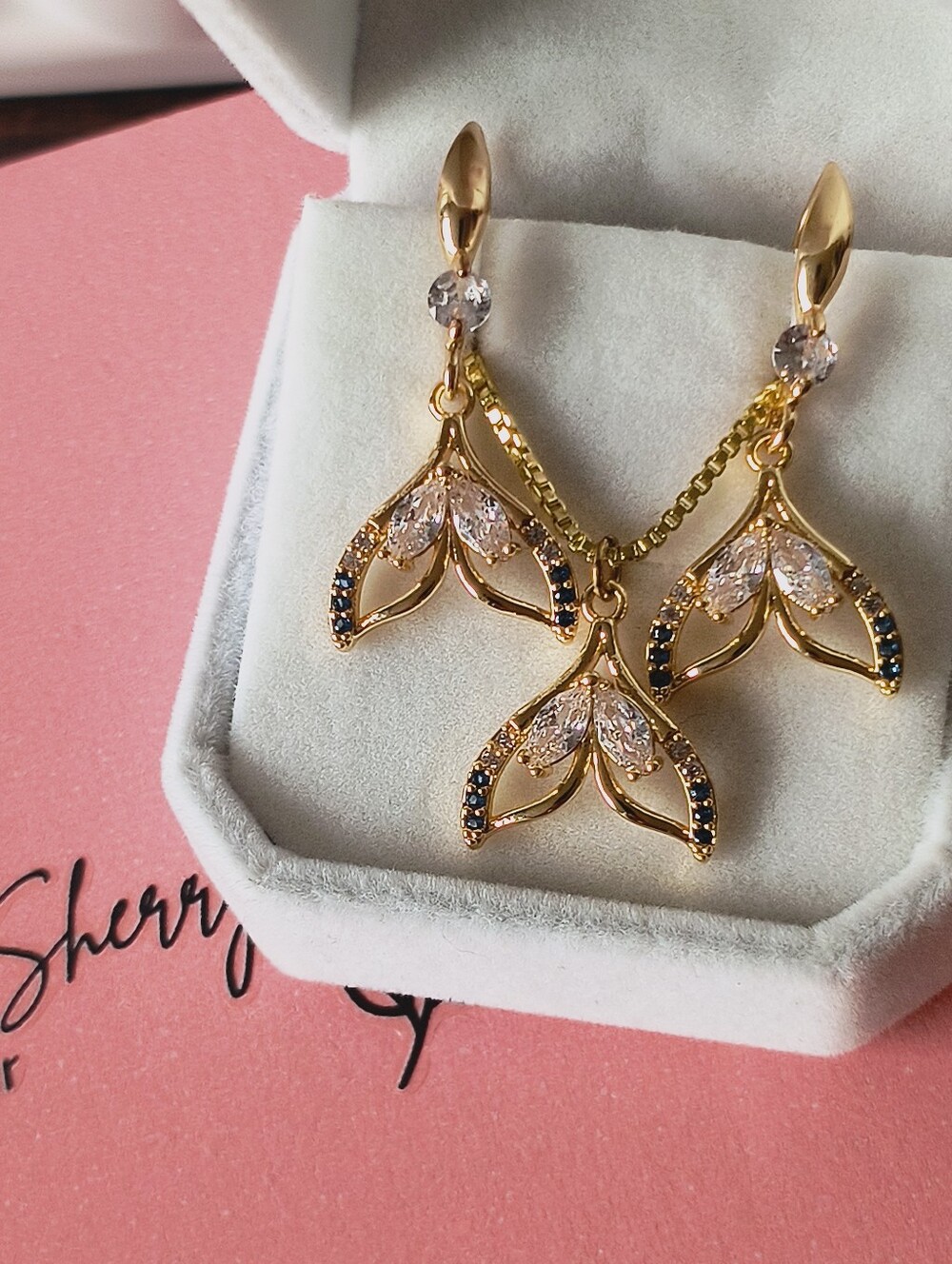 White Roses & Sherry 18k Gold Filled CZ Whale Tail Necklace & Earring Set